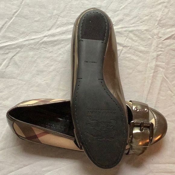 Burberry flats 7.5 - Picture 3 of 5